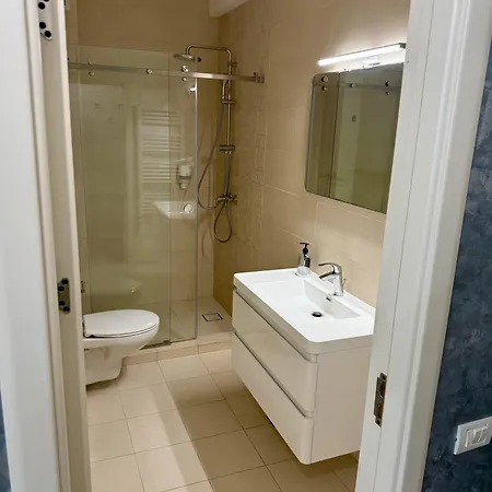 Adamar View Apartament *